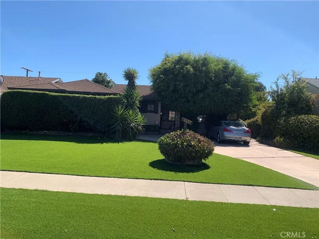 8657 Morehart, Sun Valley