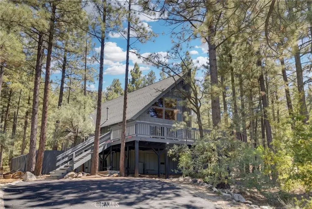 1604 Woodland Drive, Pine Mountain Club