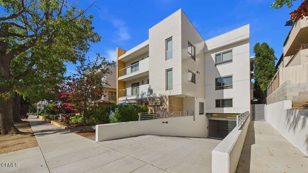 137 S Wilson Avenue 107, Pasadena