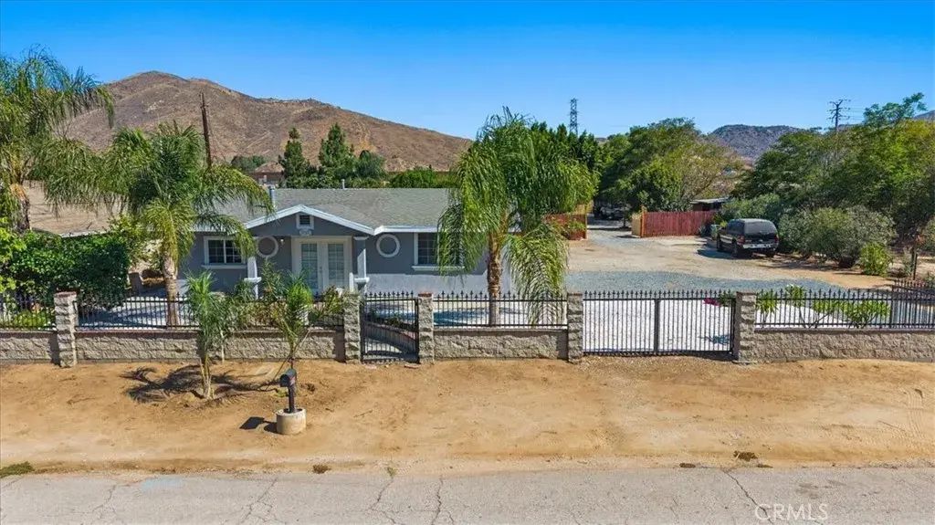 8309 40th Street, Jurupa Valley