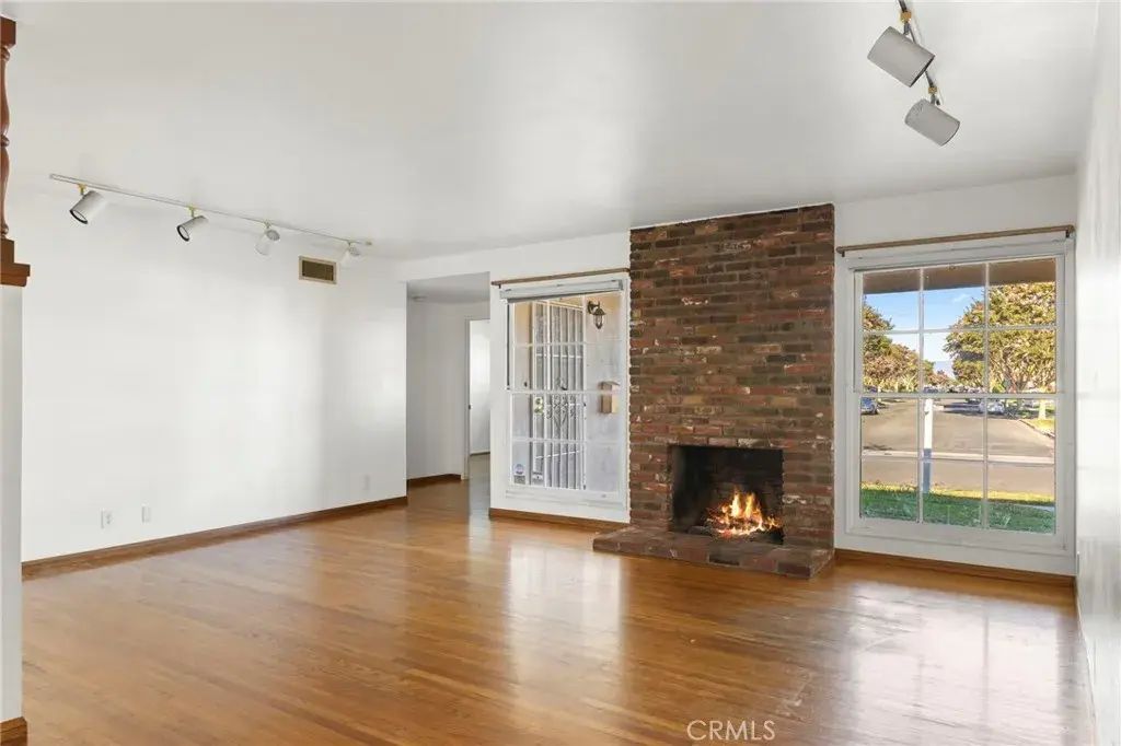 16451 Rhone, Huntington Beach