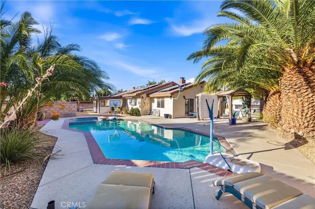 42807 16th Place West, Lancaster