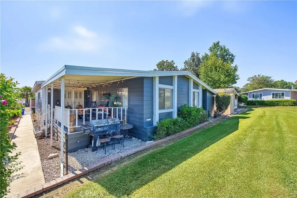 929 E Foothill 159, Upland