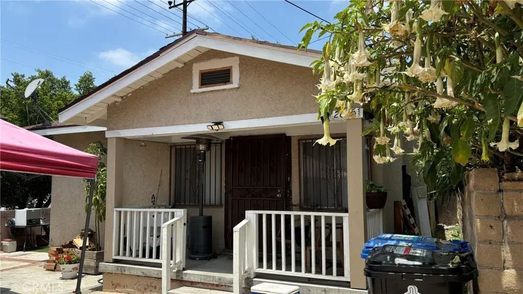 2805 Future Street, Los Angeles