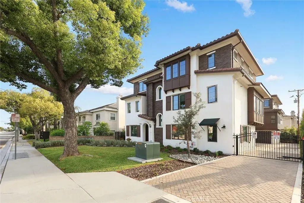 905 Sunset Blvd A, Arcadia