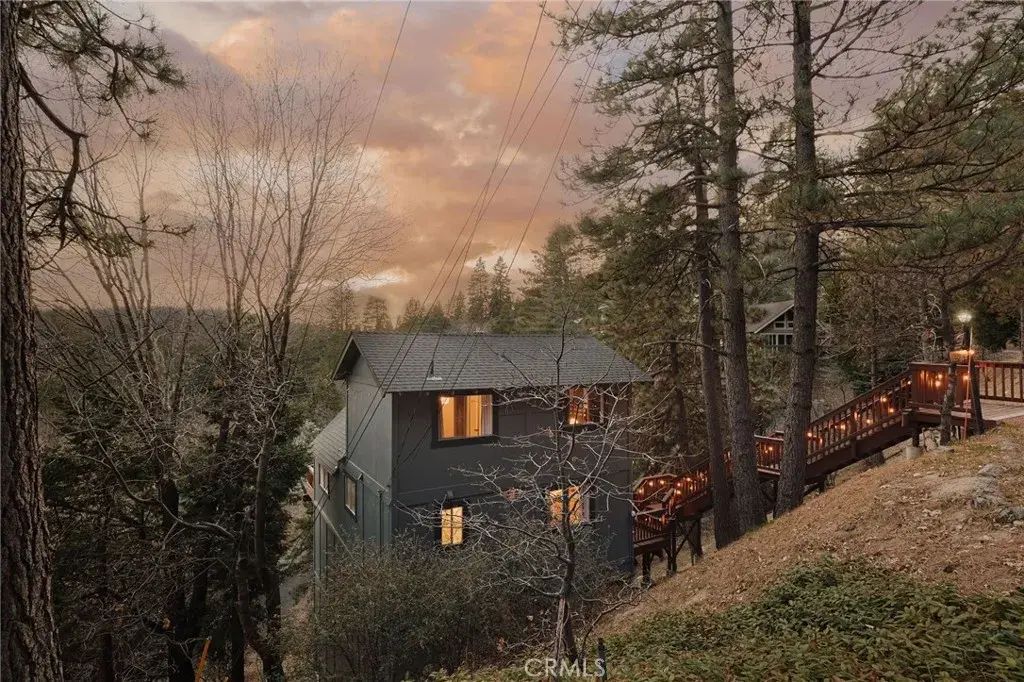 217 Old Toll, Lake Arrowhead