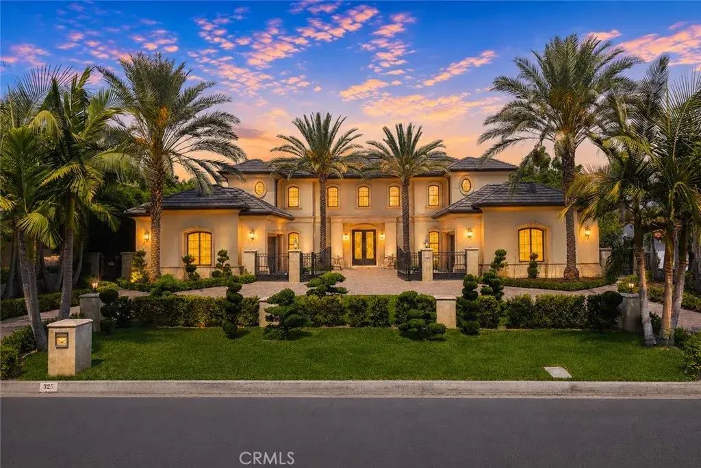 325 W Las Flores Avenue, Arcadia
