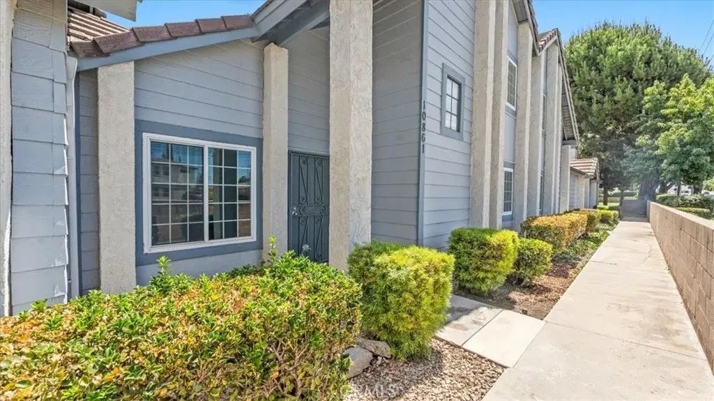 10861 Mountain View, Loma Linda