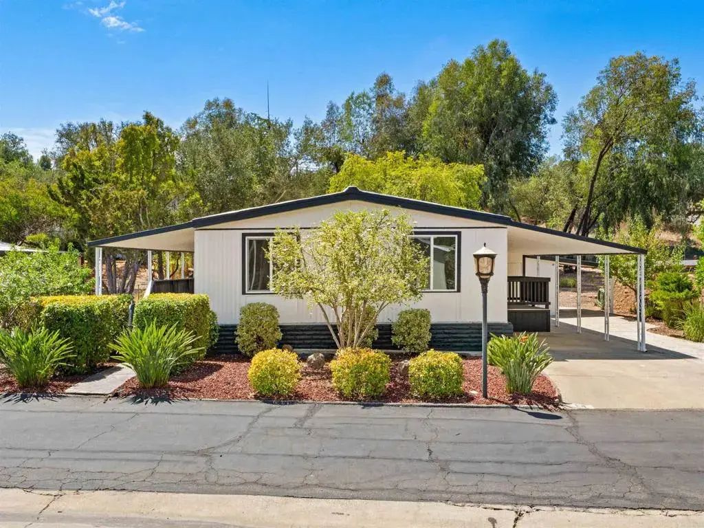 18218 Paradise Mtn Rd 14, Valley Center