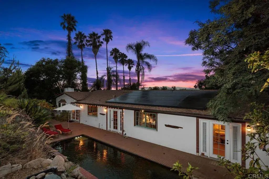 345 Osborne Street, Vista