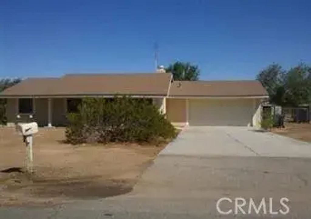 22304 Lone Eagle, Apple Valley