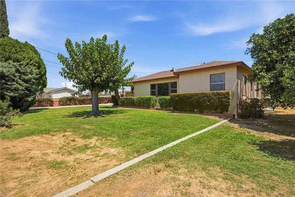 12251 Michigan, Grand Terrace