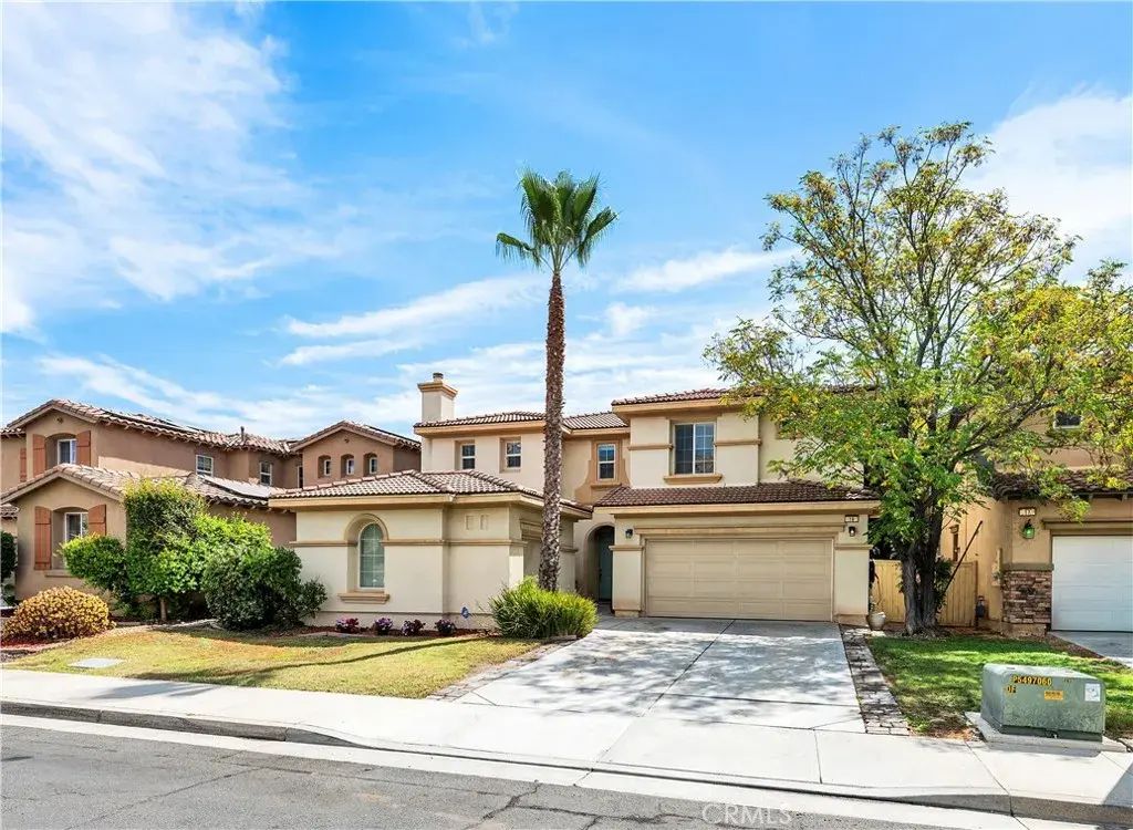 19 Plaza Lucerna, Lake Elsinore