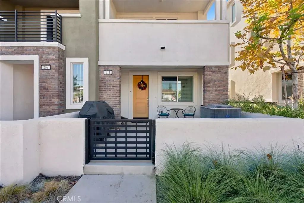 211 N Vincent Avenue, West Covina