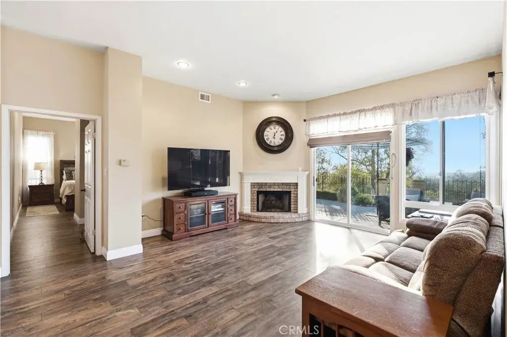 23001 Via Santa Maria, Mission Viejo