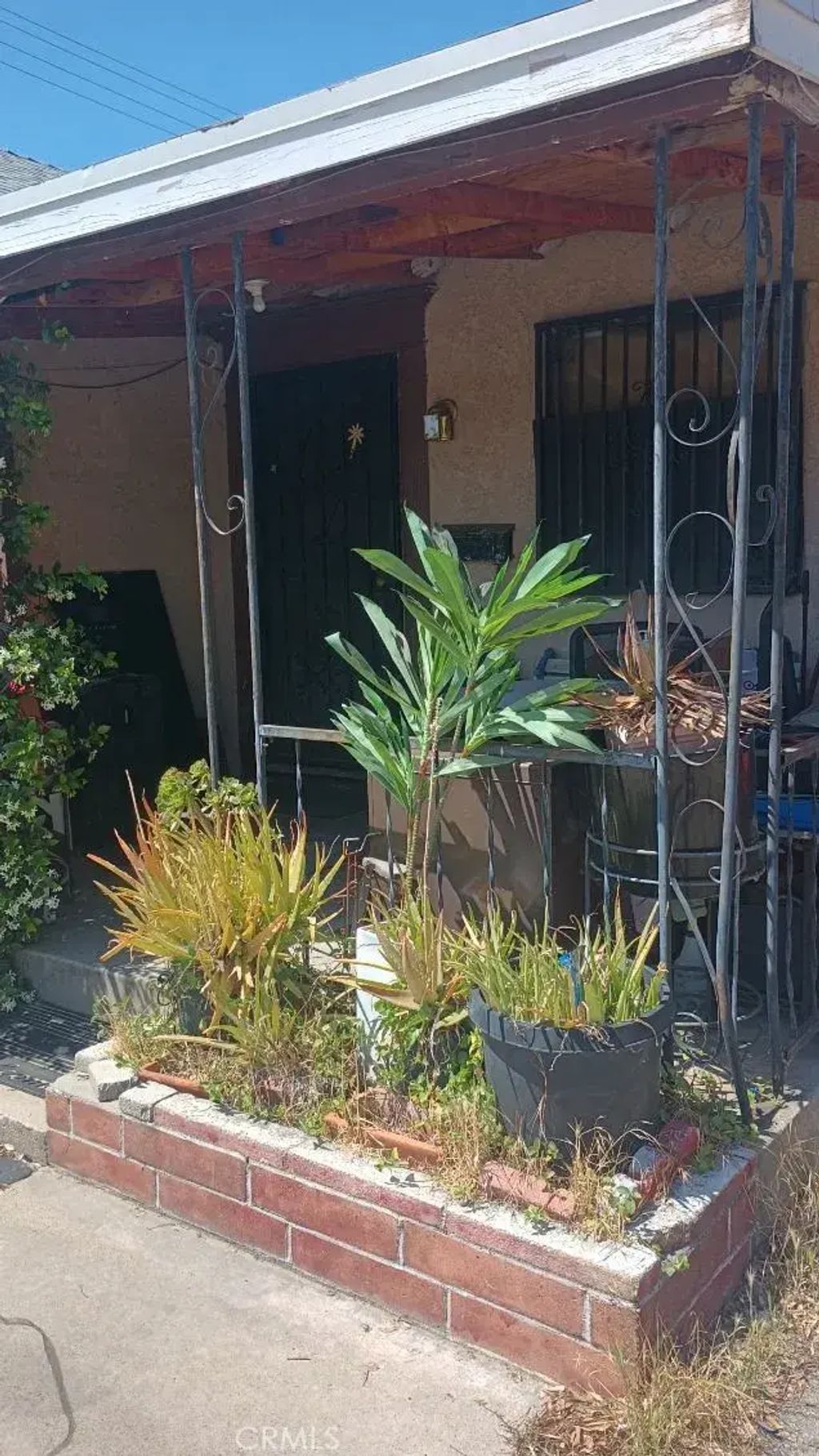 8894 Juniper, Fontana