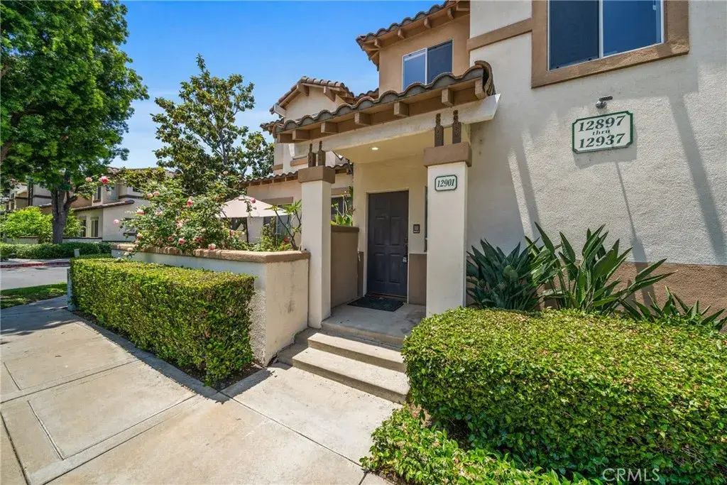 12901 Ternberry Court, Tustin