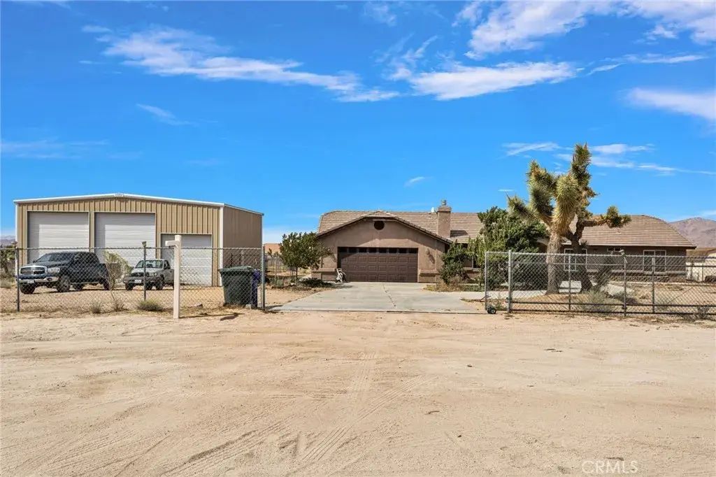 24332 Roundup, Apple Valley