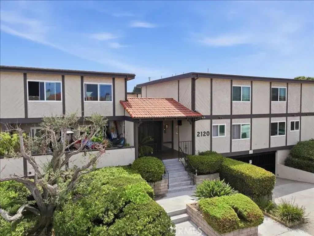 2120 Dufour Avenue 2, Redondo Beach