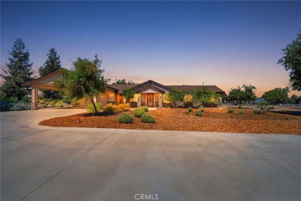 597 Crawford, Porterville