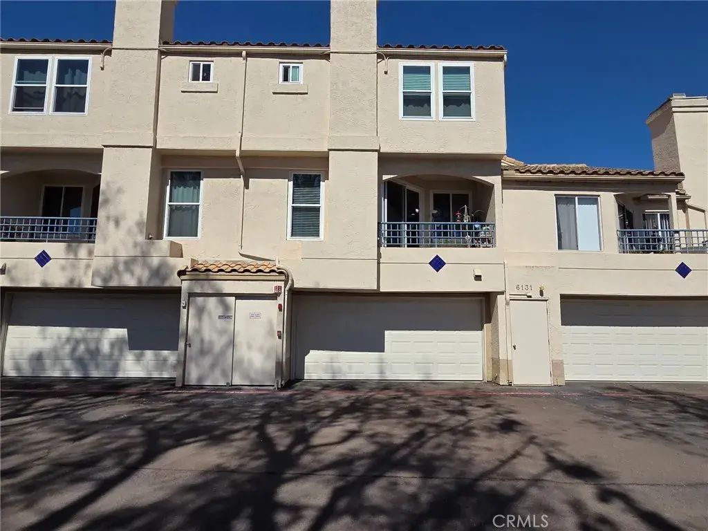 6131 Calle Mariselda 104, TIERRASANTA