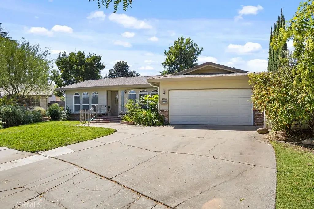 1300 Kensington, Merced