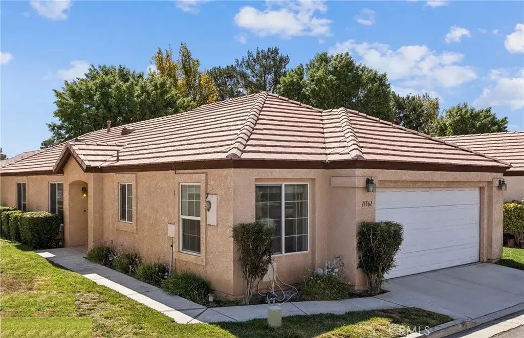 11561 Park Lane, Apple Valley