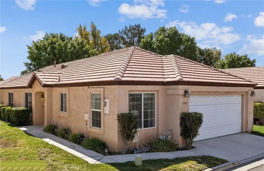11561 Park Lane, Apple Valley