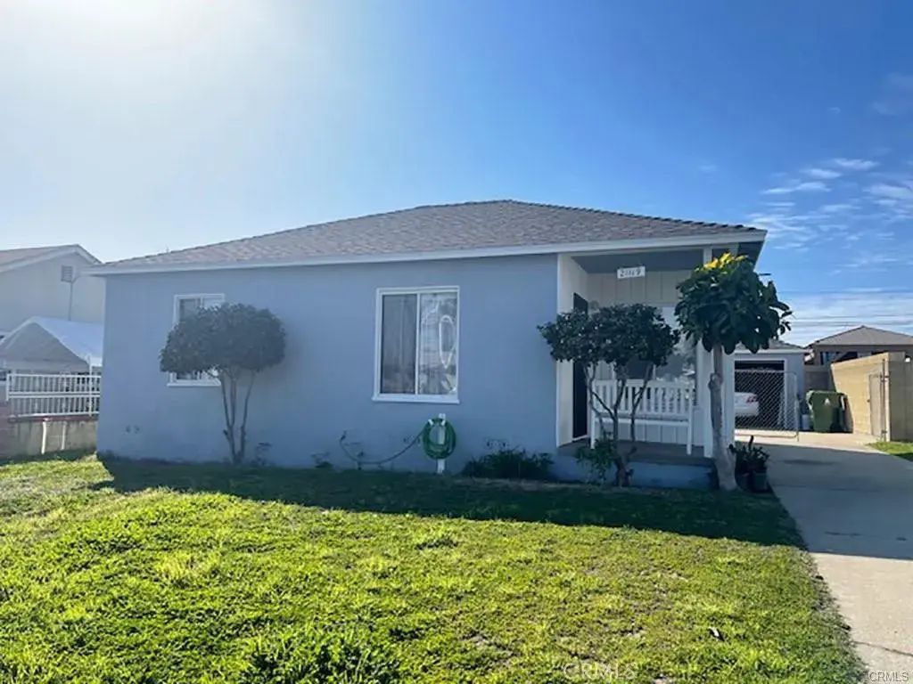 21119 La Salle, Los Angeles