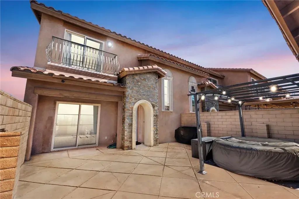 14104 Kiowa Road, Apple Valley