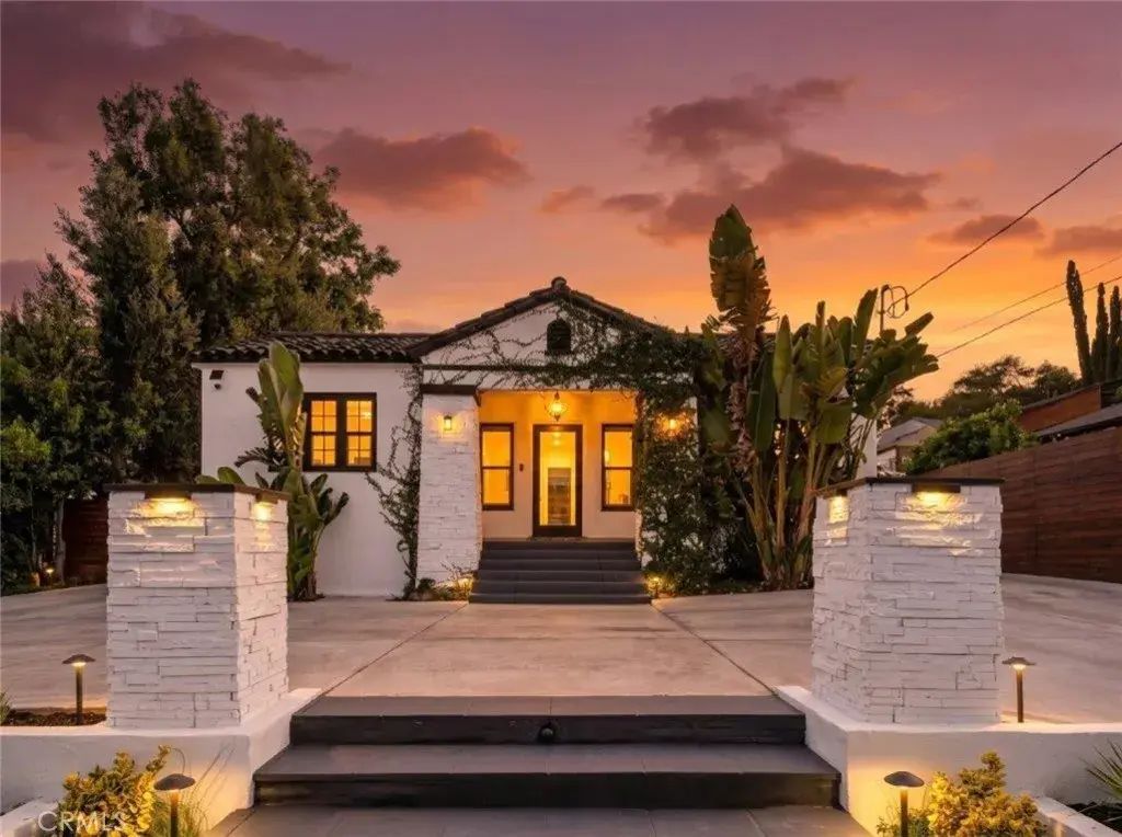10617 Vanora Drive, Sunland