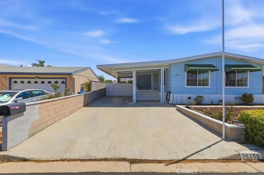 38260 Via Coleta, Murrieta