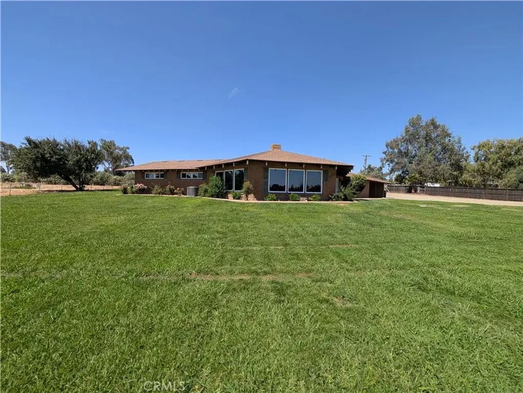 4240 Los Olivos Rd, Merced