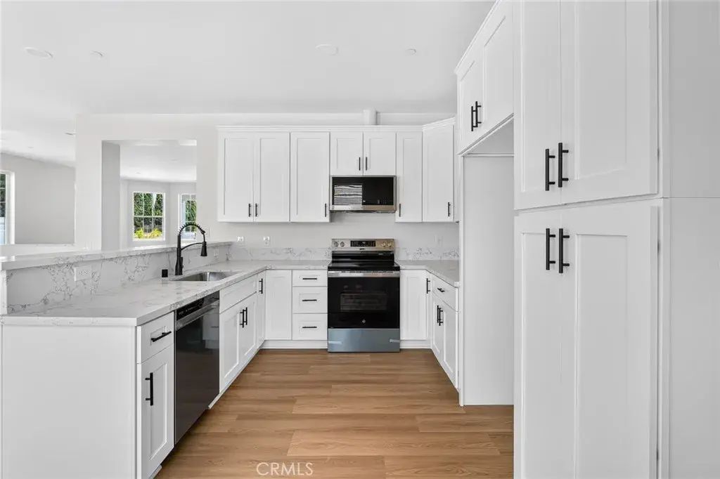 595 E 12th Street, Beaumont