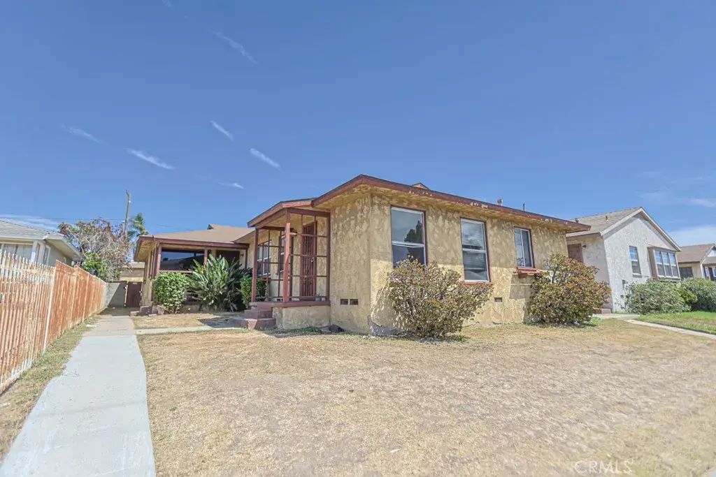 10956 S Western Avenue, Los Angeles