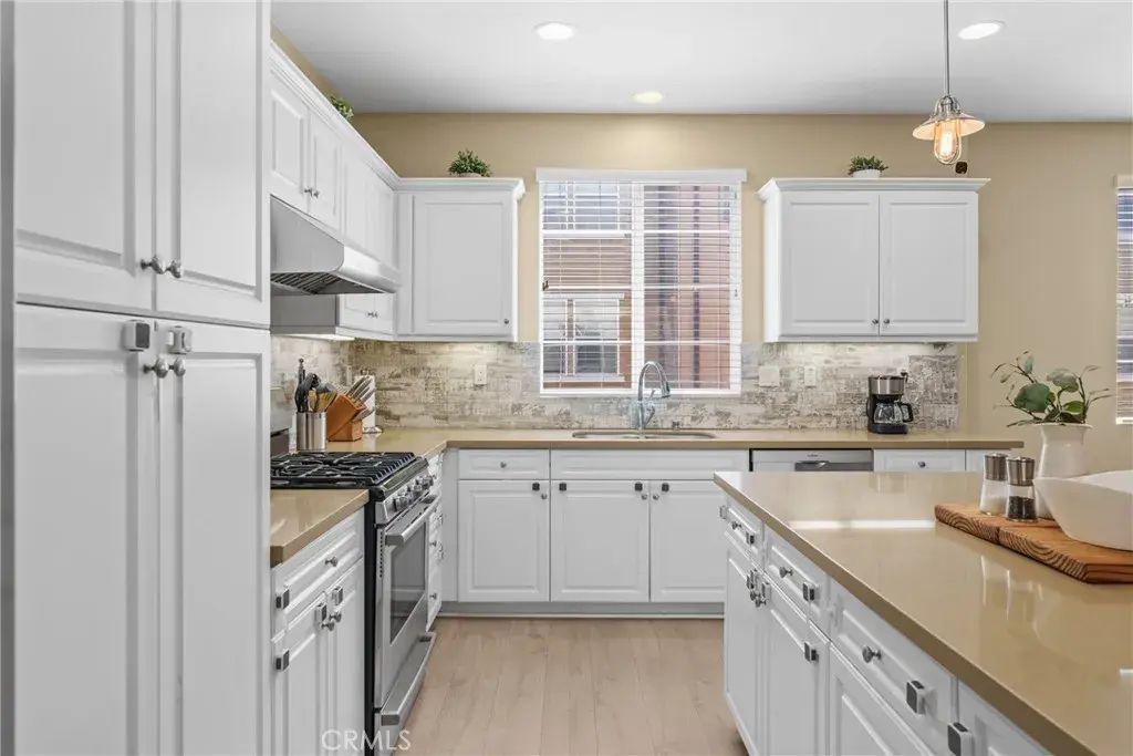 30 Eagles Nest, South El Monte