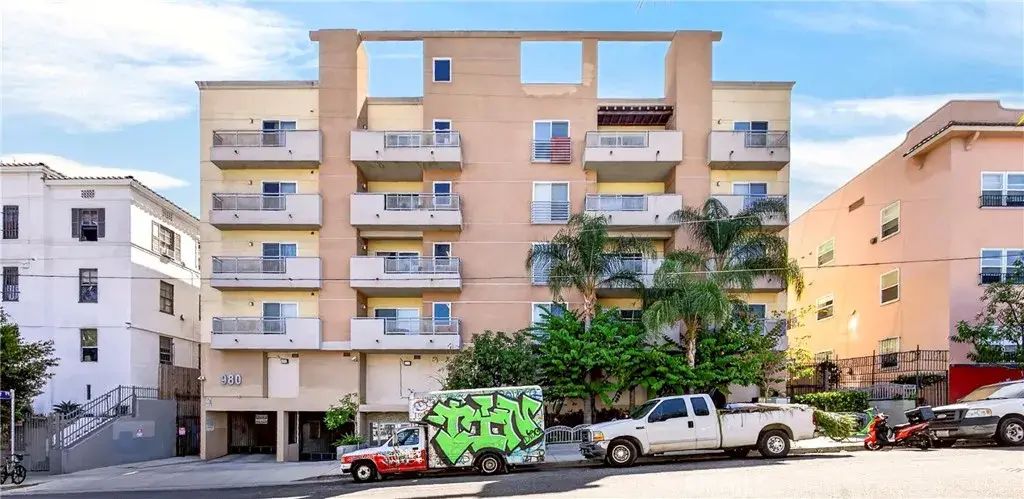 980 S Oxford 303, Los Angeles