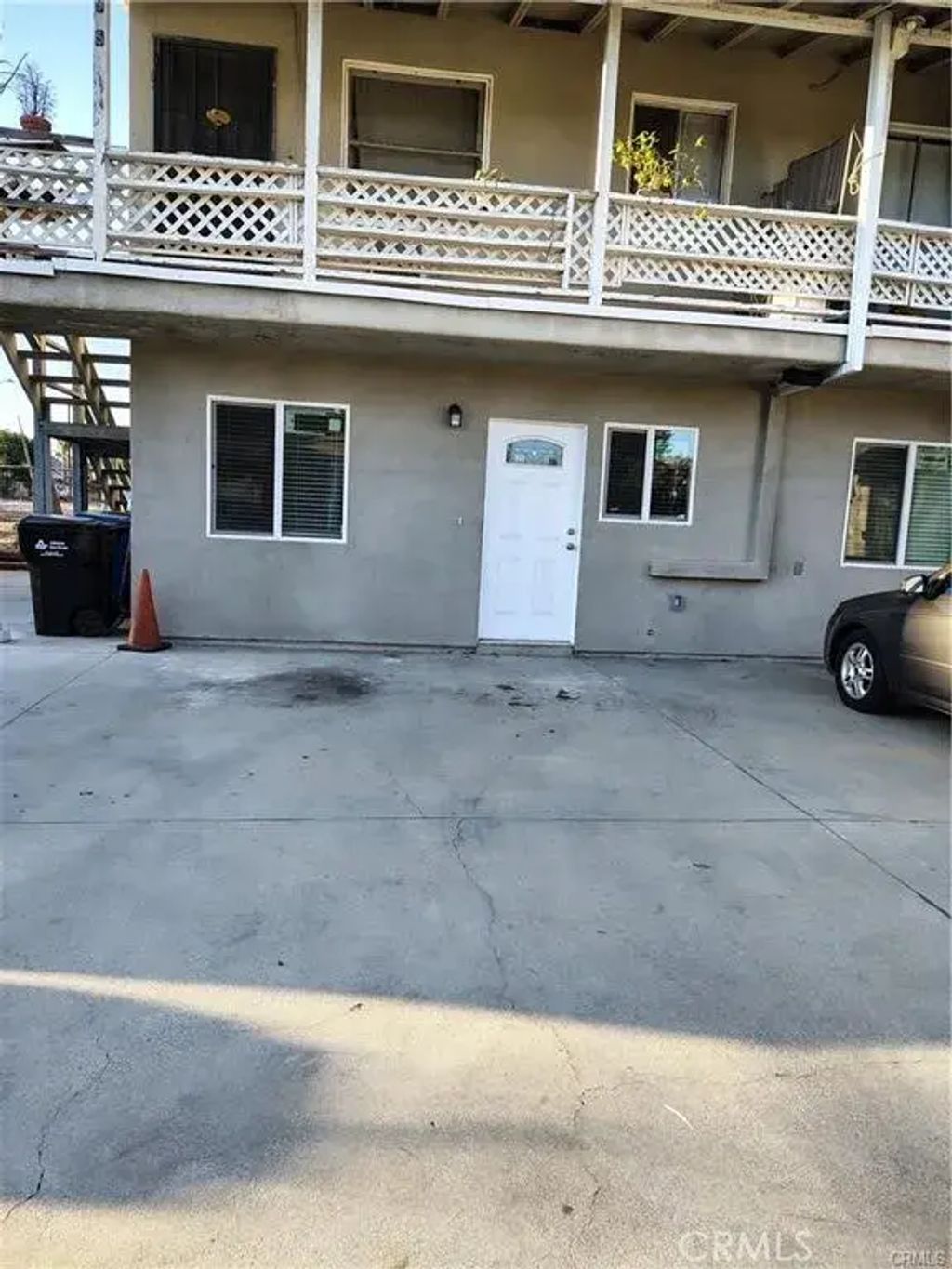 921 Sixth, Pomona