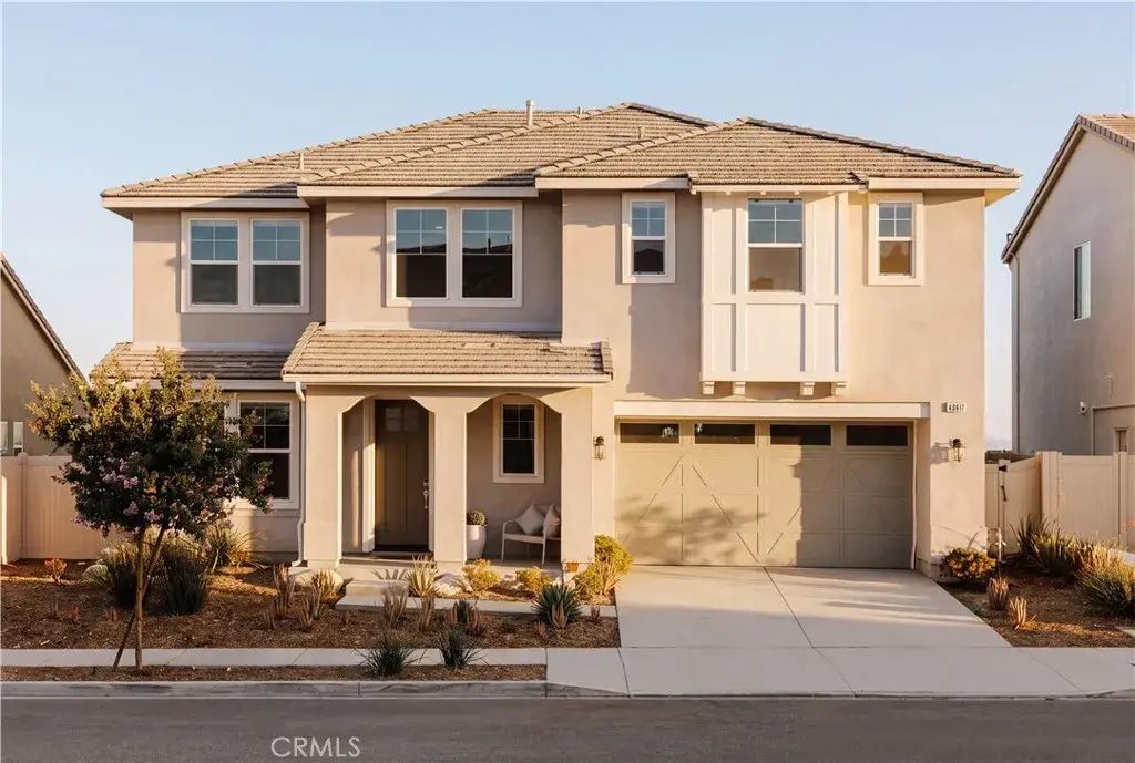 28511 Sparrow Way, Saugus