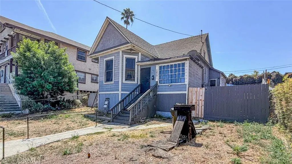 1272 West Court Street, Los Angeles