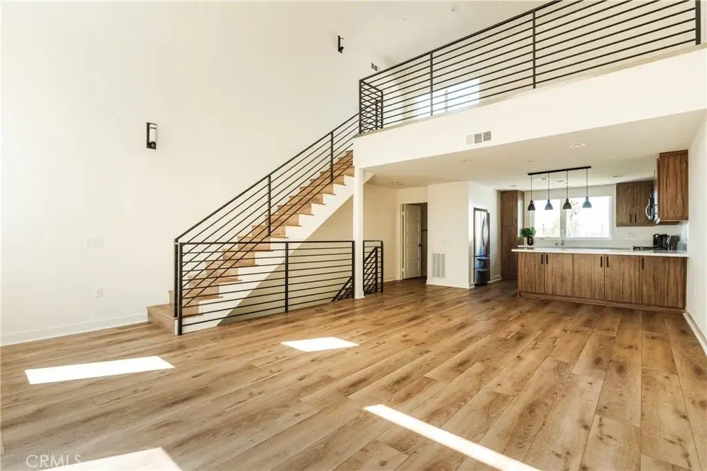 5623 N Bella Blanco, North Hollywood
