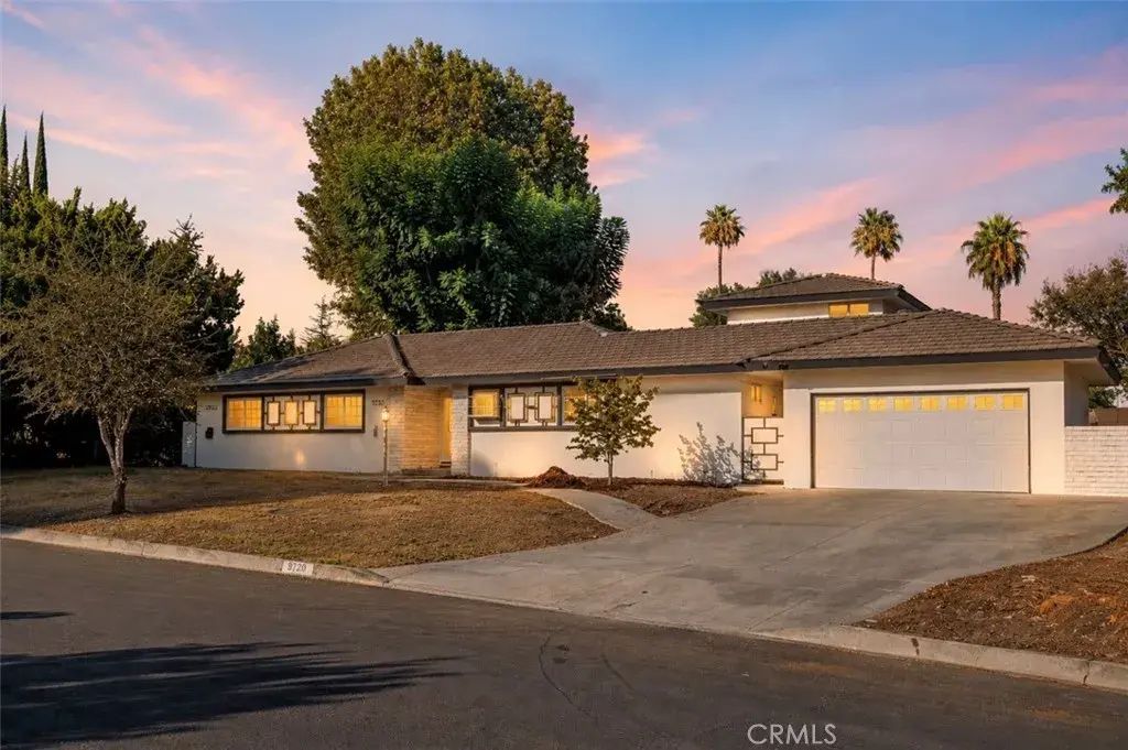9720 Tunney, Northridge