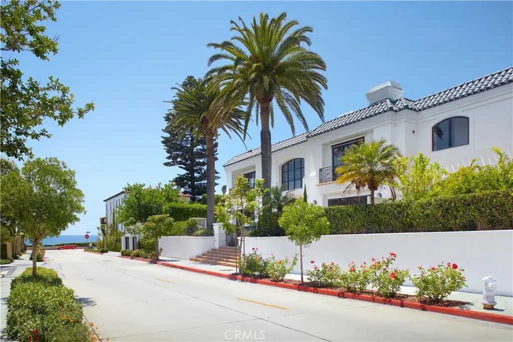 215 Poppy Avenue, Corona Del Mar