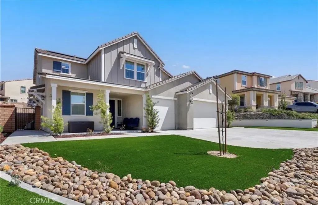 1905 Pienza Cir, Corona