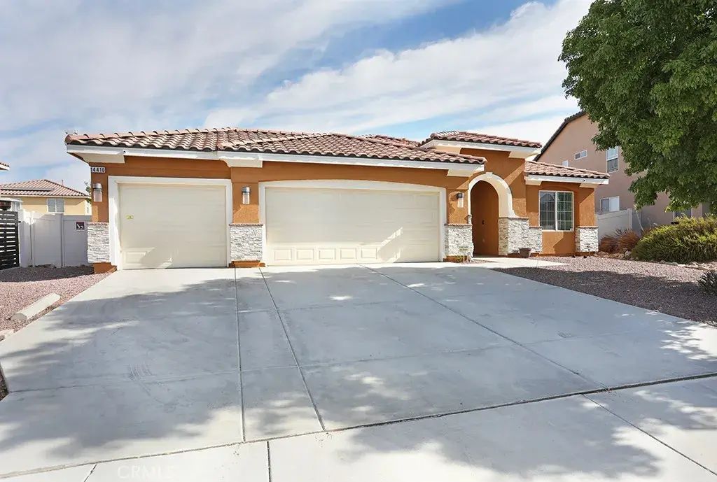 14410 Chumash Place, Victorville