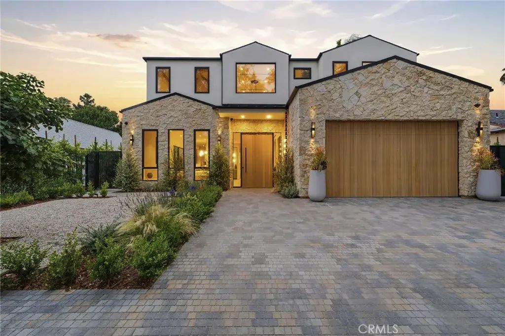 4447 Matilija, Sherman Oaks