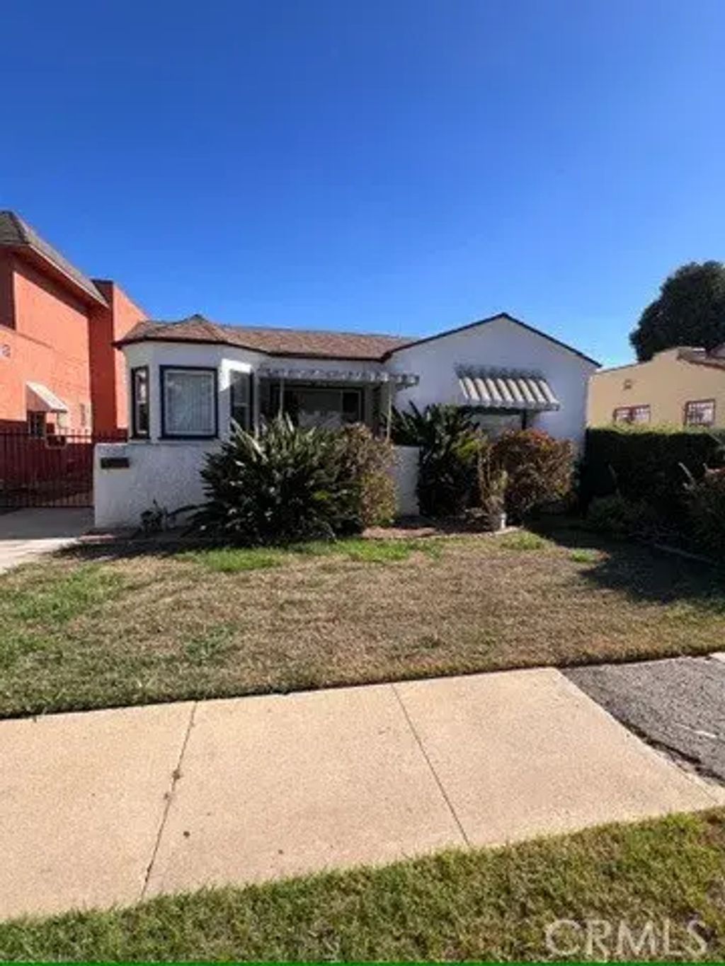 1260 W 83rd, Los Angeles