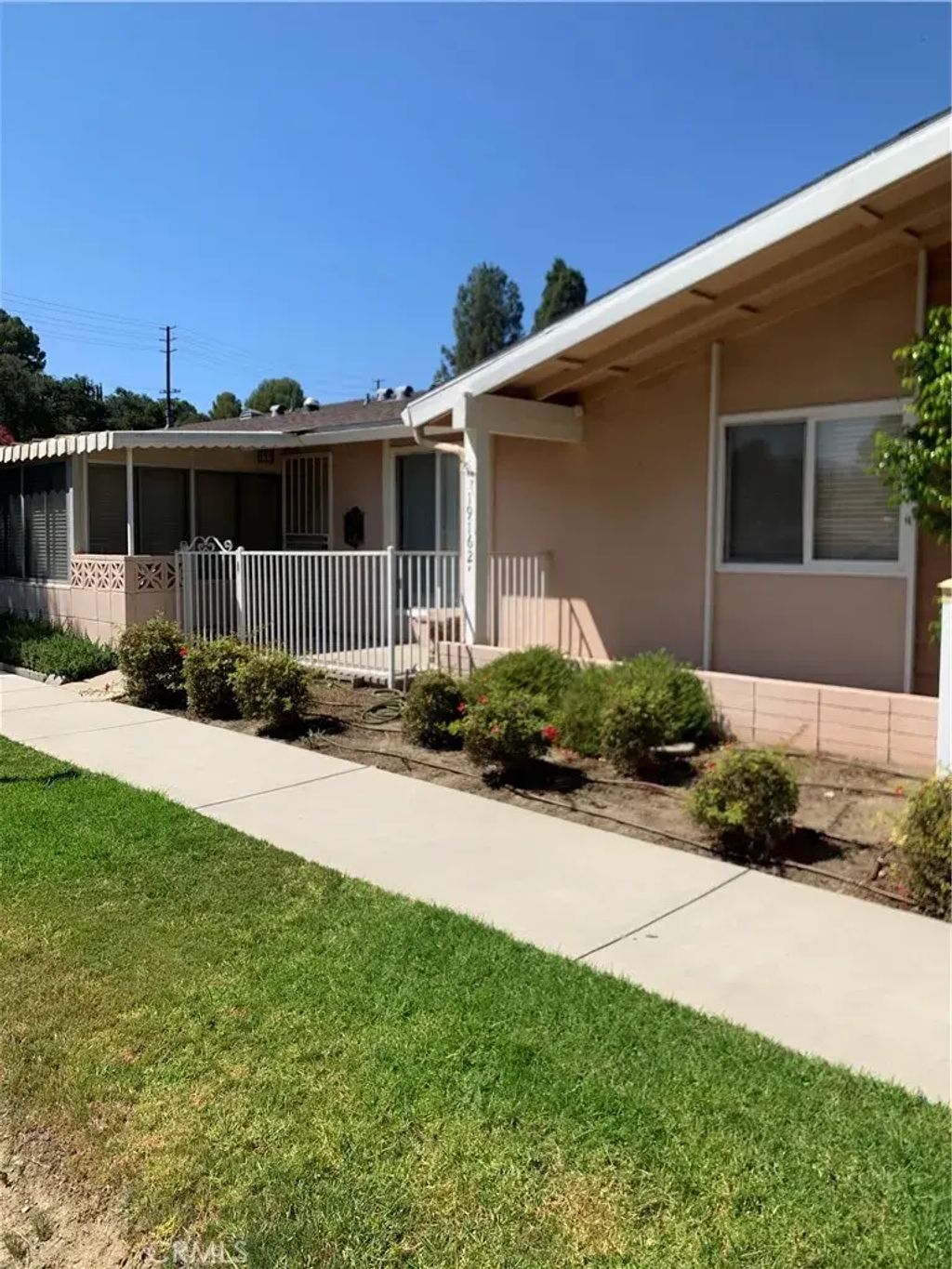 19162 Avenue Of The Oaks B, Newhall