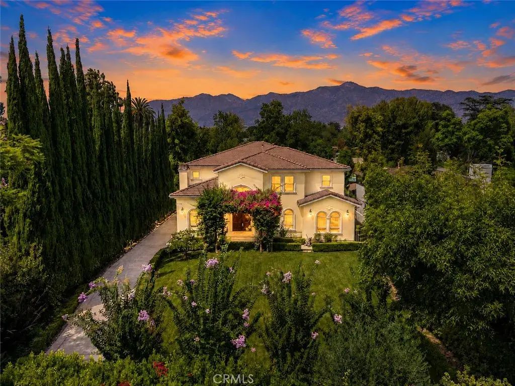 3255 Lombardy Road, Pasadena