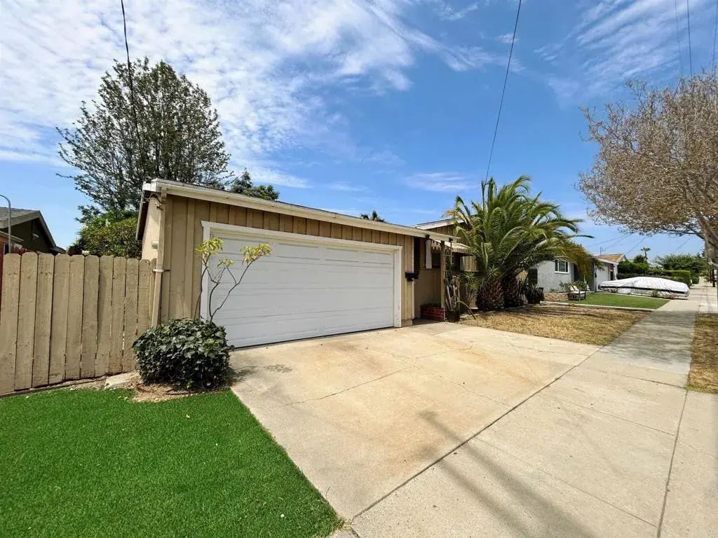 1334 Braddock Street, 